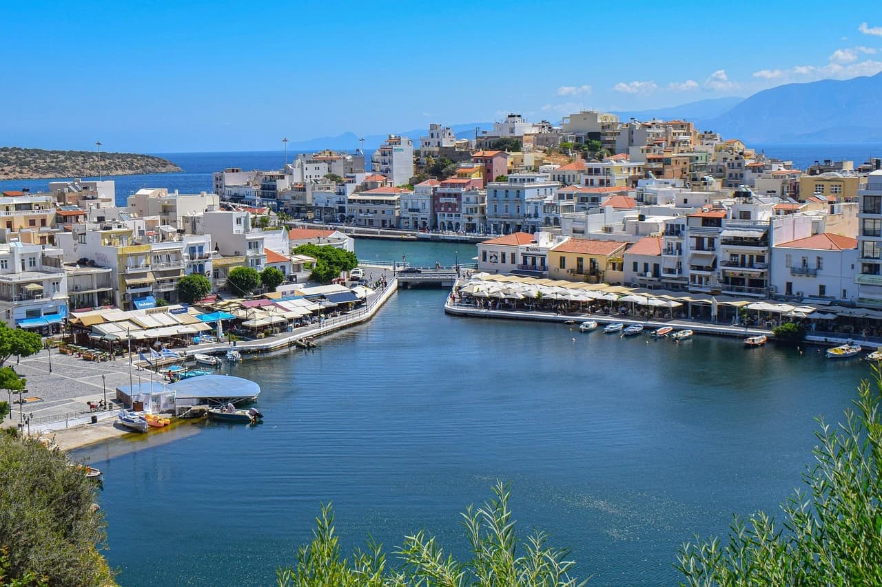 Piraeus (Athens) to Heraklion (Crete) ferry